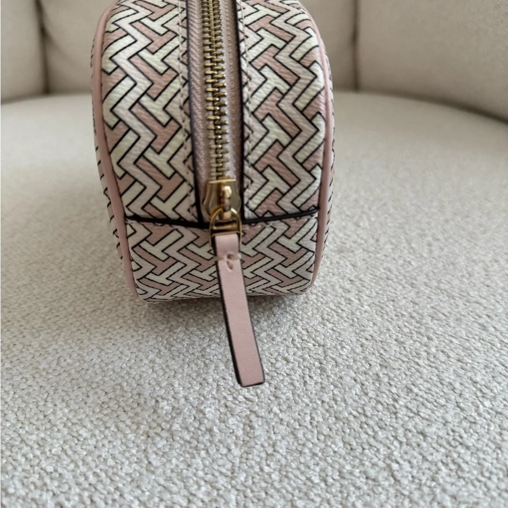 Tory Burch Black and Cream Geometric Cosmetic Case